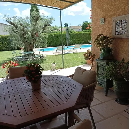 D'hote Au Coeur Des Alpilles Bed & Breakfast *